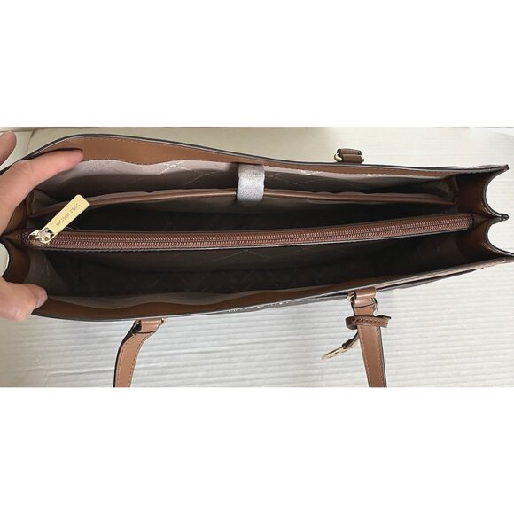 New Michael Kors Jet Set Travel Large Signature Logo Pocket Tote Brown Multi - Picture 4 of 7